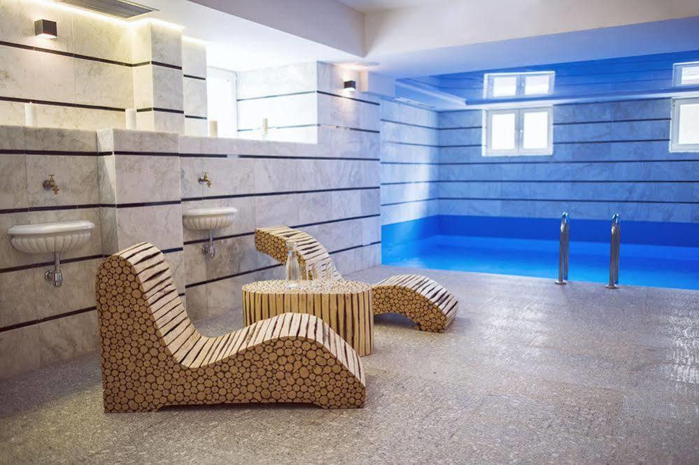 Orient Palace Bielany Wroclawskie Ngoại thất bức ảnh